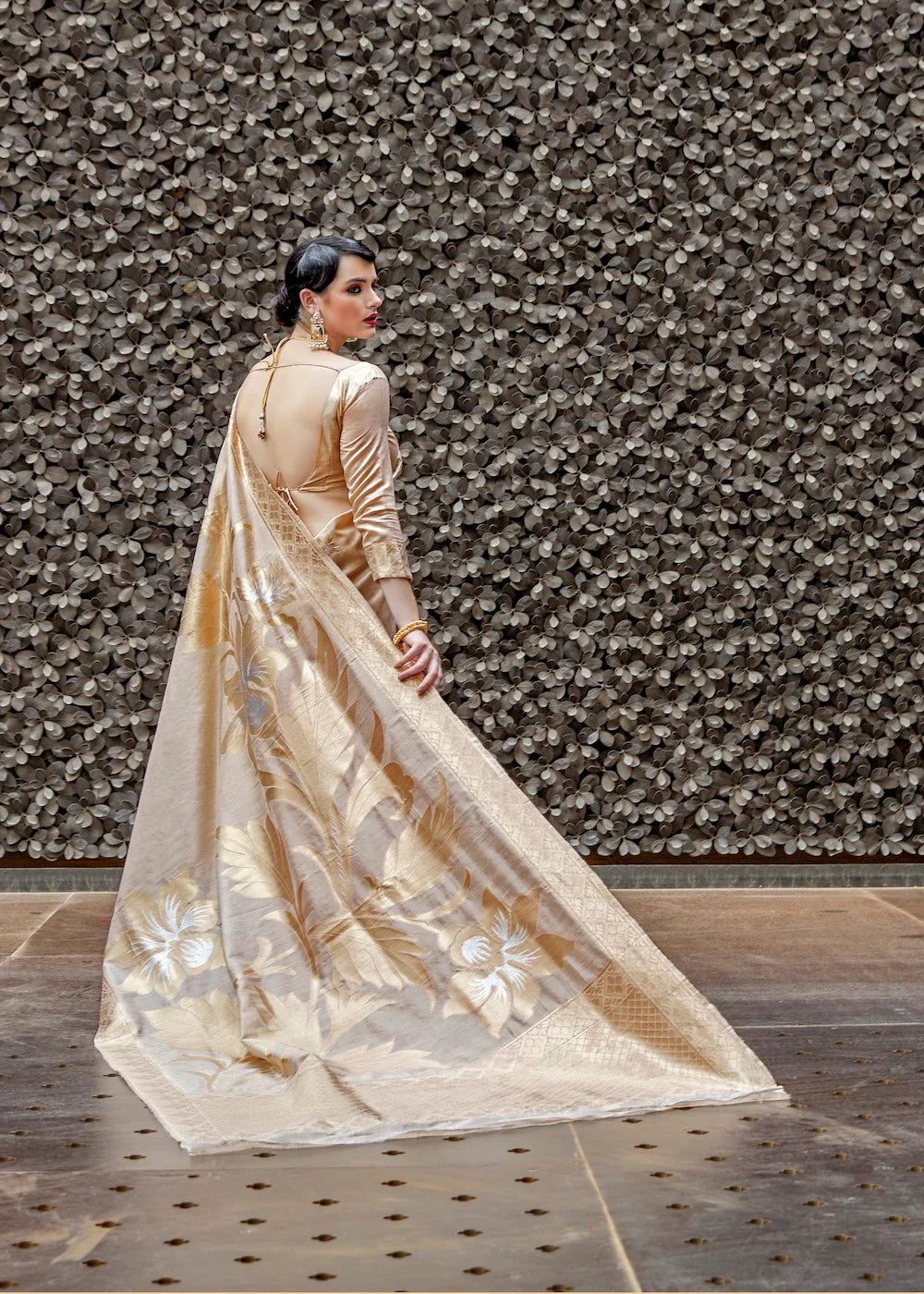 Exquisite Ivory and Gold Zari Work Banarasi Saree