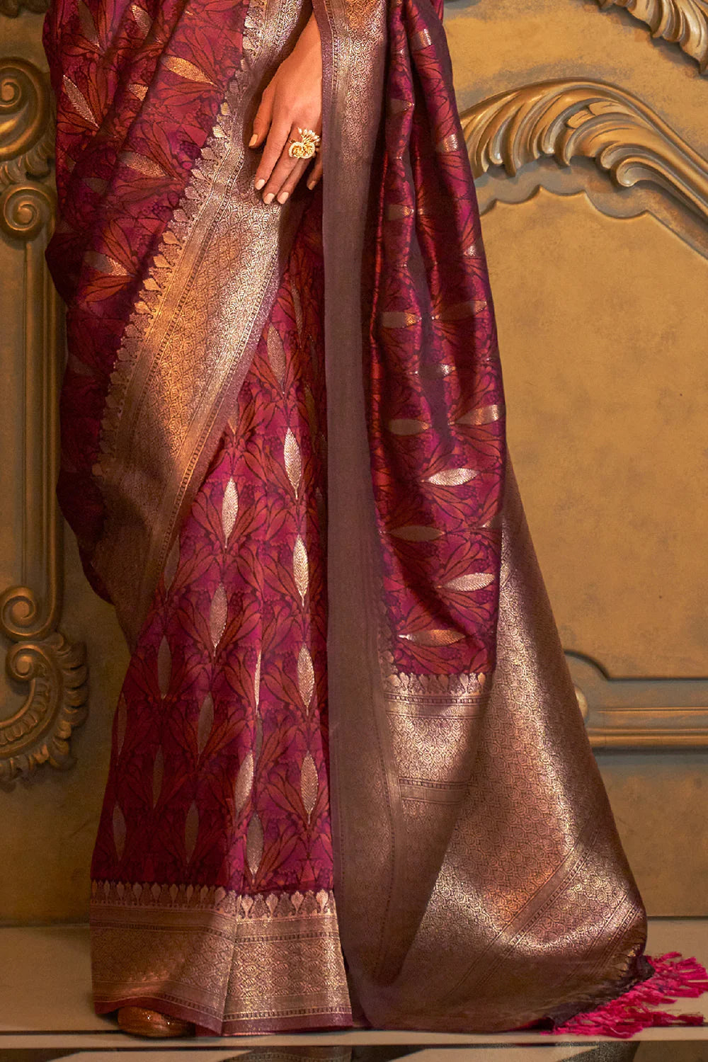 BROWN WINE PURE SATIN SILK HANDLOOM WEAVING SAREE