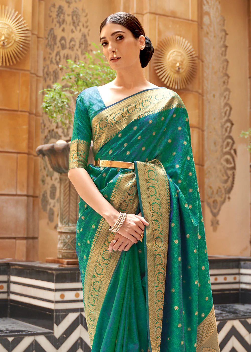 Enchanting Green and Gold Woven Kanjivaram Saree