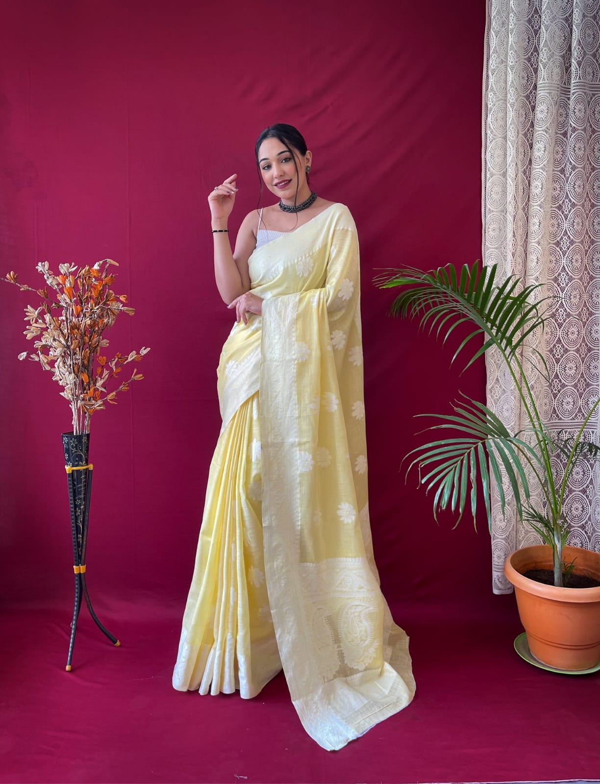 AUREOLIN YELLOW Linen Saree