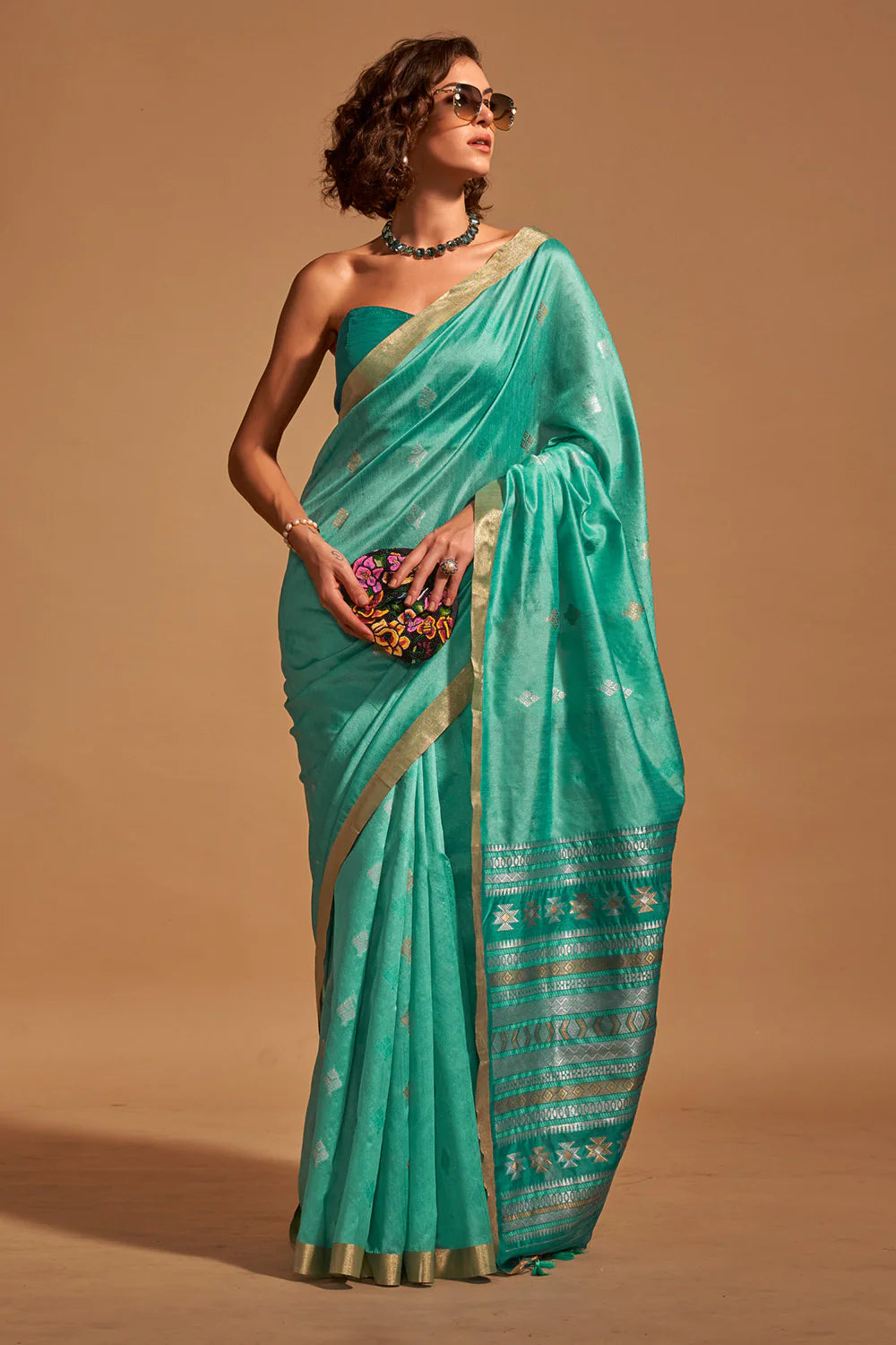 CARIBBEAN GREEN HANDLOOM WOVEN SILK SAREE