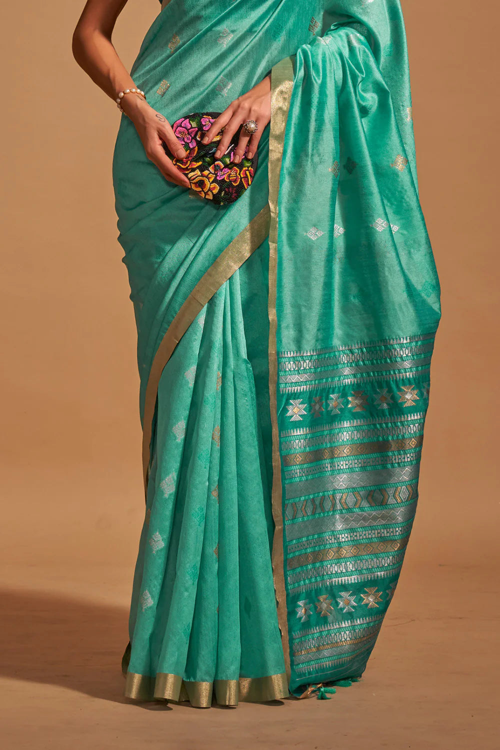 CARIBBEAN GREEN HANDLOOM WOVEN SILK SAREE