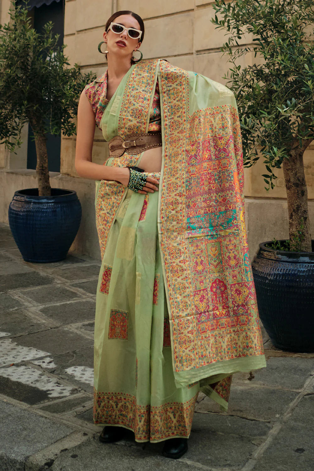 PEAR GREEN KASHMIRI HANDLOOM WEAVING SILK SAREE