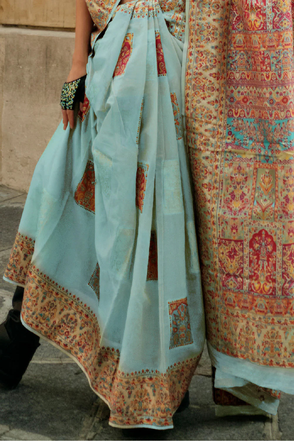 SHADES OF BLUE KASHMIRI HANDLOOM WEAVING SILK SAREE