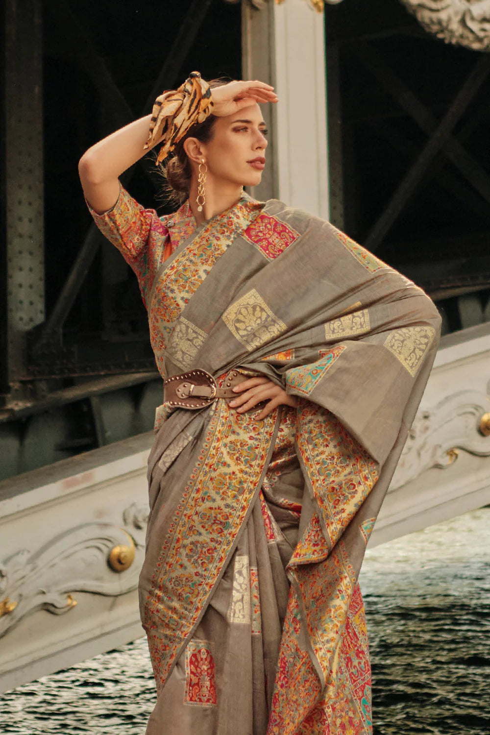 TROUT GREY KASHMIRI HANDLOOM WEAVING SILK SAREE