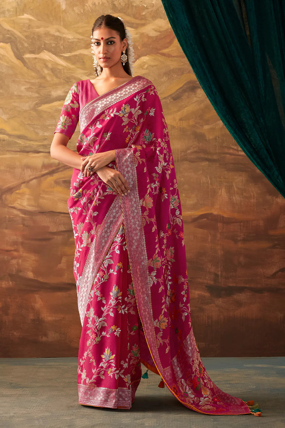 MAGENTA PINK Woven Paithani Banarasi Soft Silk Saree