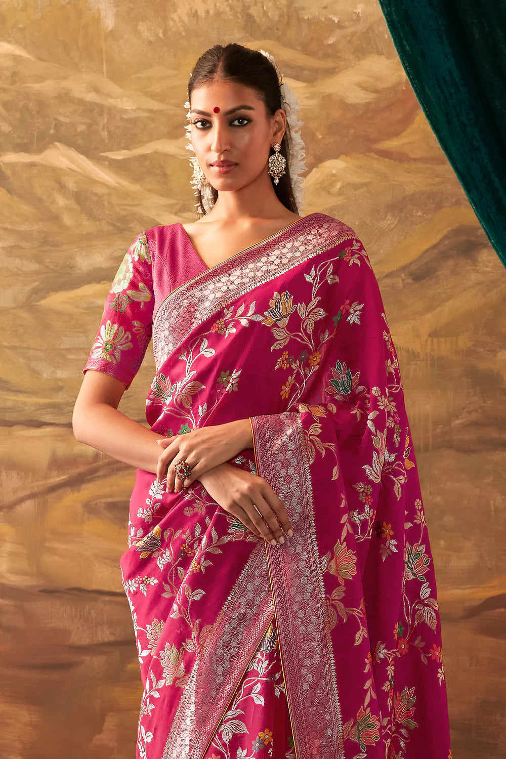 MAGENTA PINK Woven Paithani Banarasi Soft Silk Saree