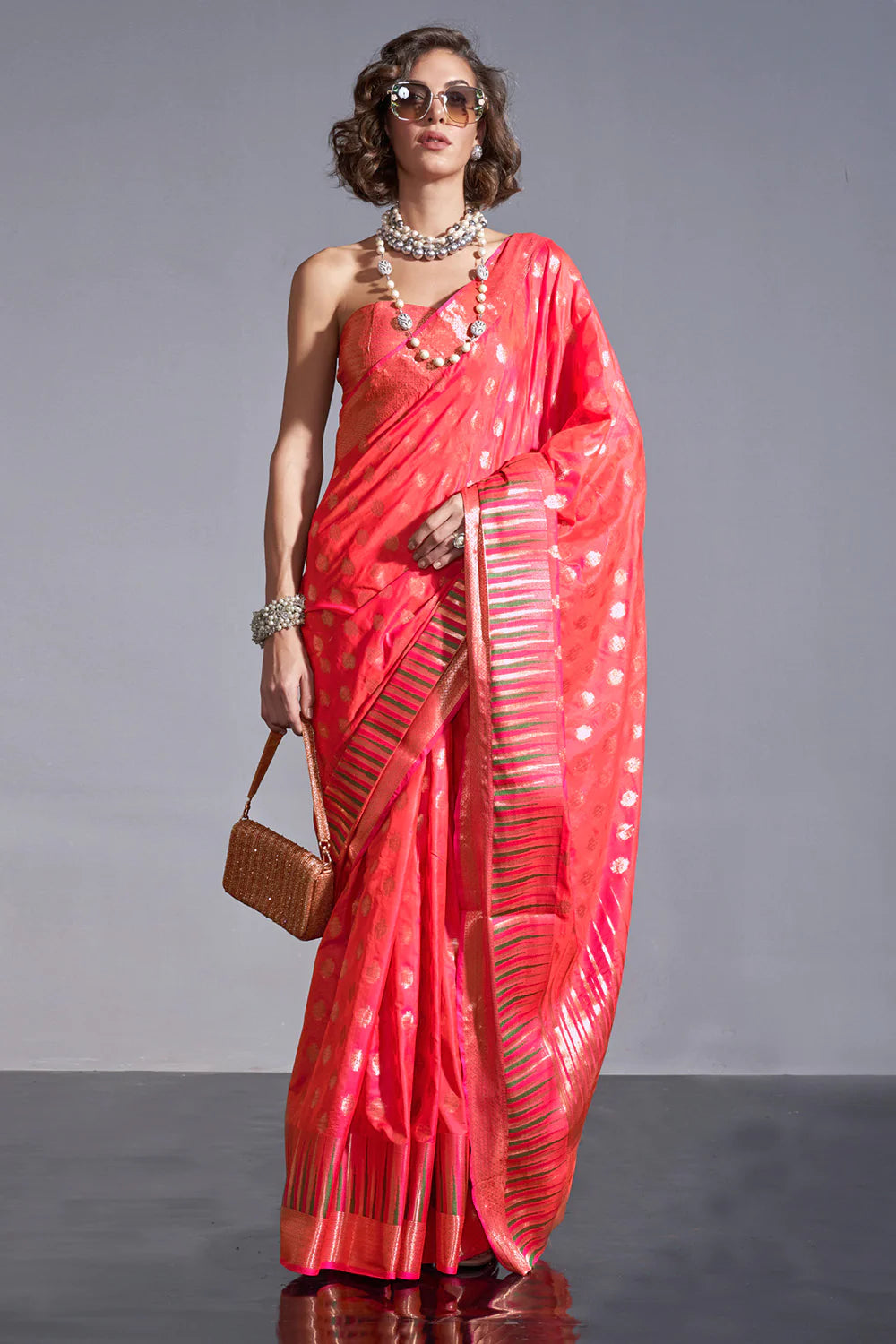 SALMON RED HANDLOOM WOVEN SILK SAREE