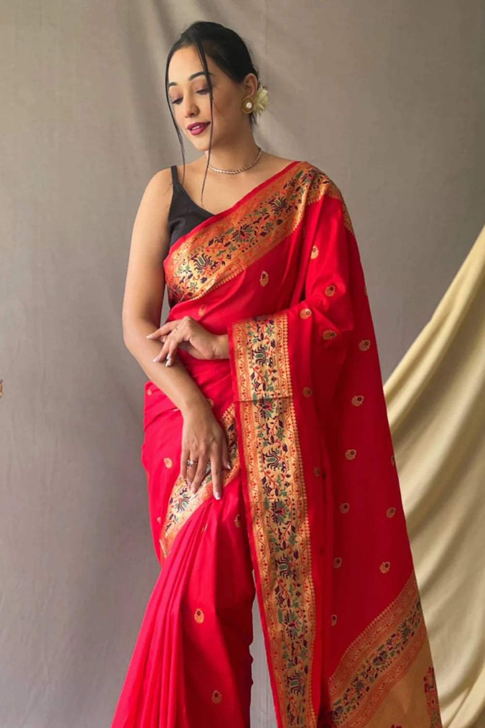 ROYEL RED Paithani Saree