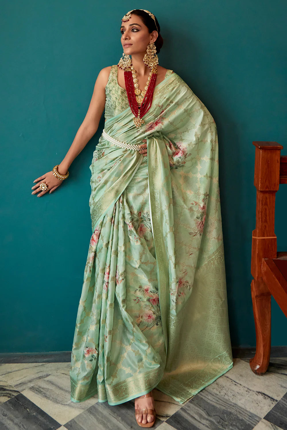 Acardian Green WOVEN TWO TONE SOFT SILK SAREE