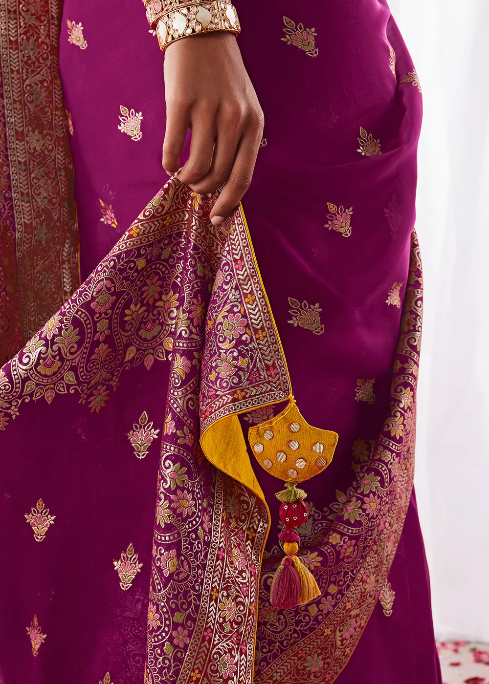 PURPLE KORA SILK SAREE WITH MEENAKARI PALLU & DESIGNER BLOUSE