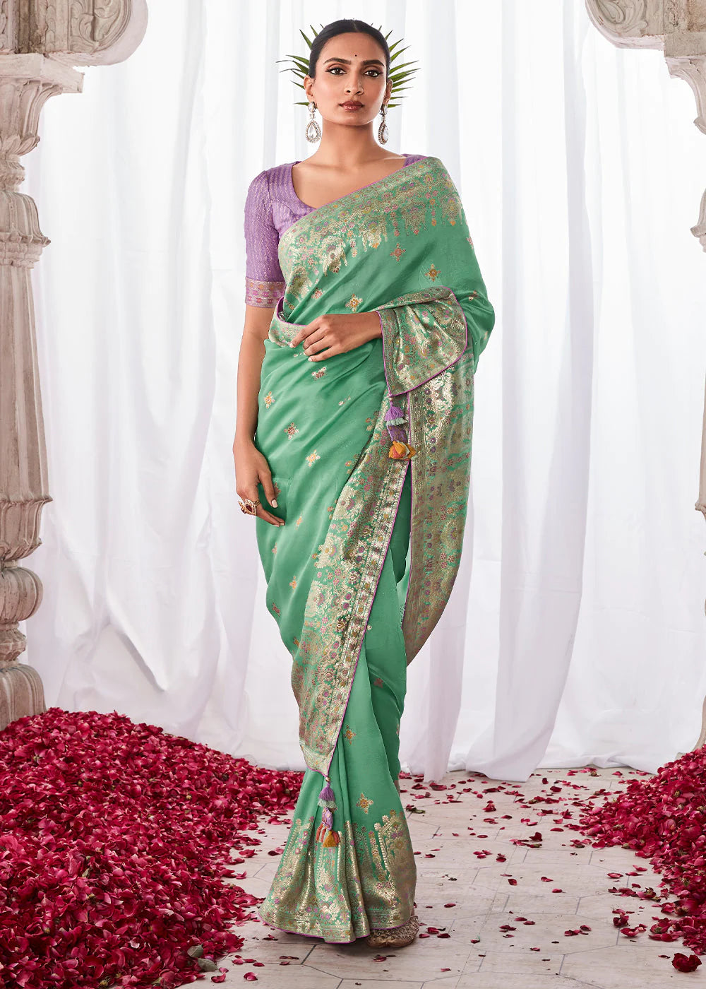 Panna GREEN KORA SILK SAREE WITH MEENAKARI PALLU & DESIGNER BLOUSE