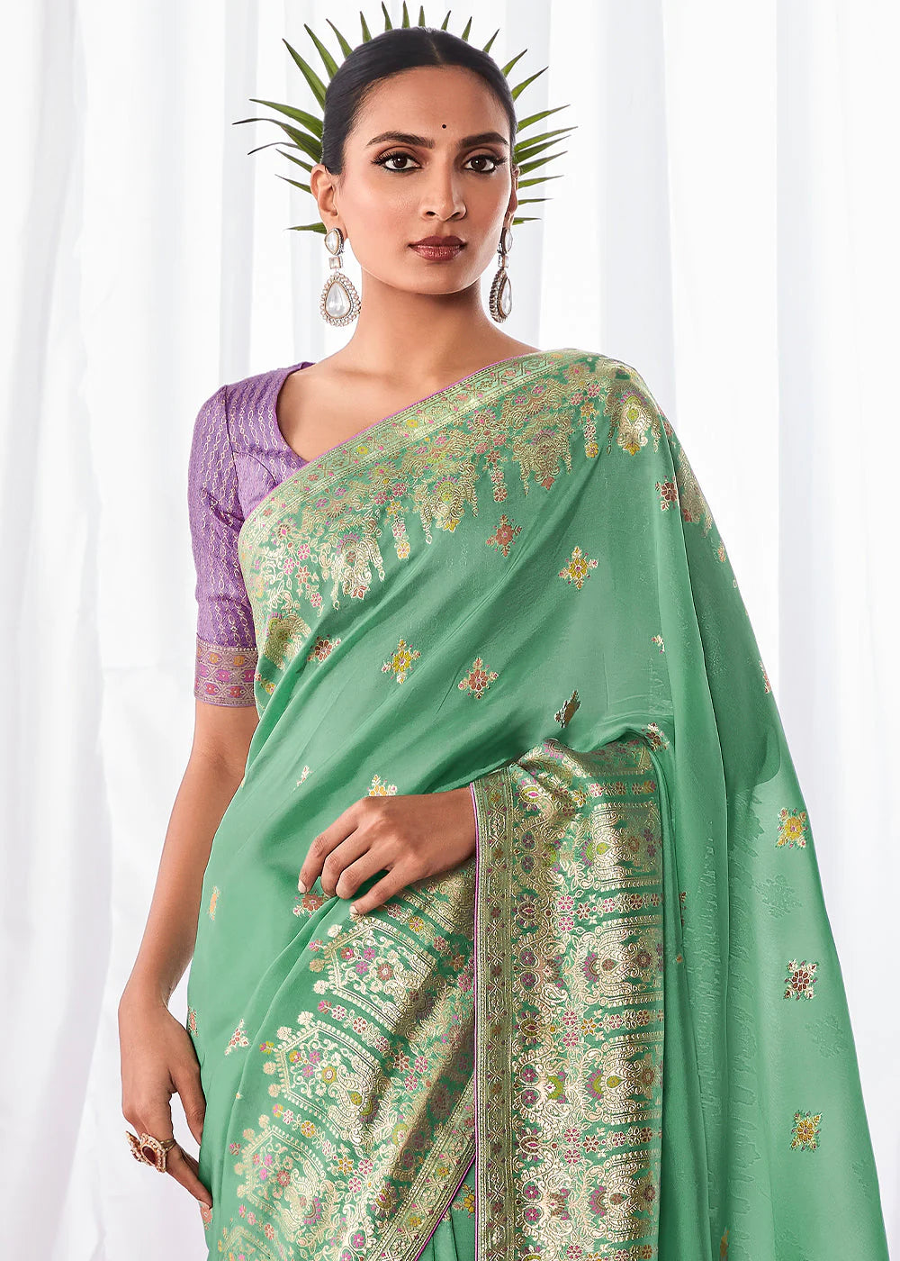 Panna GREEN KORA SILK SAREE WITH MEENAKARI PALLU & DESIGNER BLOUSE