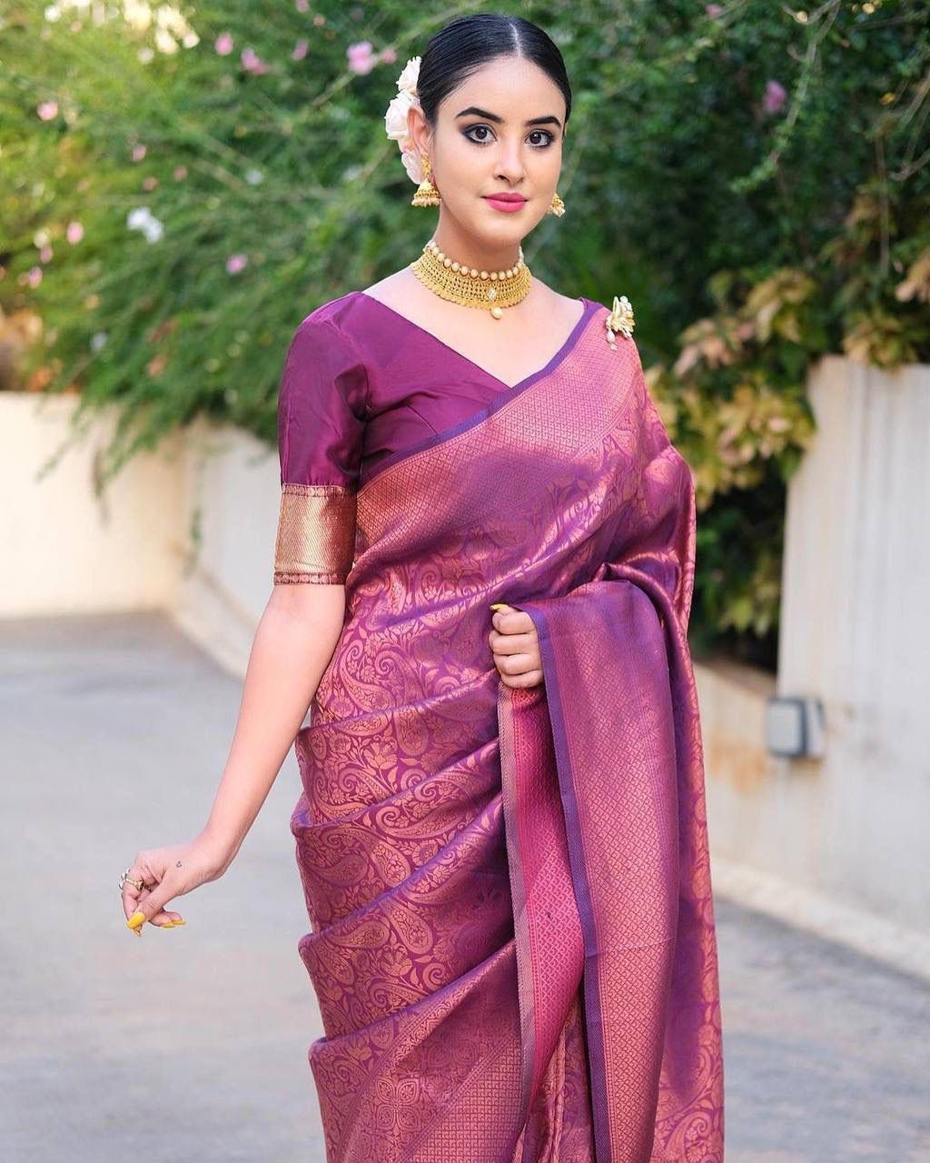 STUNNING PURPLE COLOUR SAREE WITH COPPER ZARI WEAVING