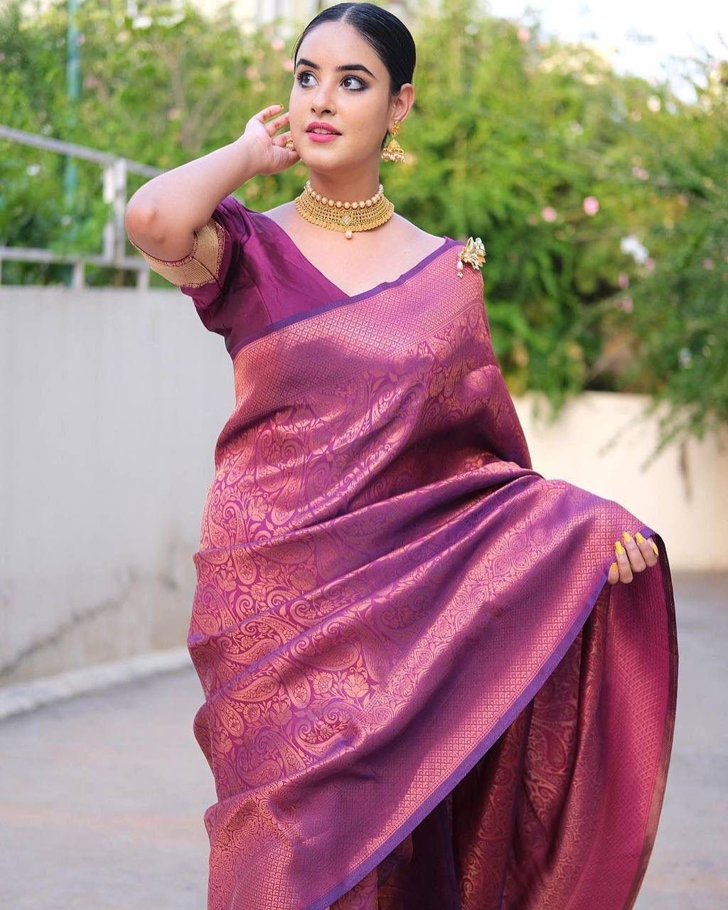 STUNNING PURPLE COLOUR SAREE WITH COPPER ZARI WEAVING