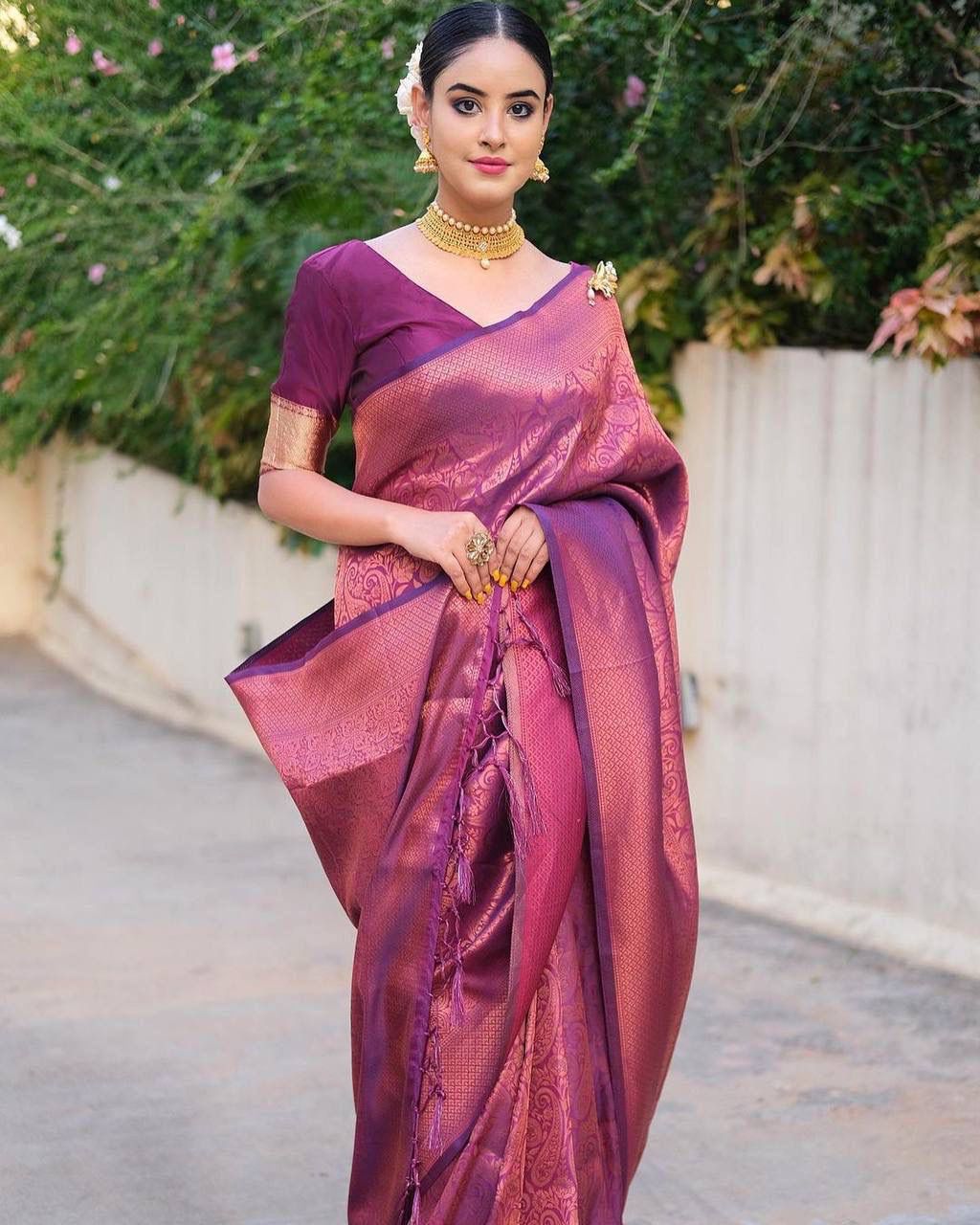 STUNNING PURPLE COLOUR SAREE WITH COPPER ZARI WEAVING