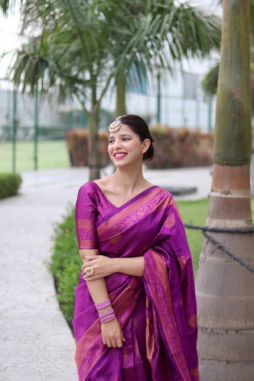 MAGENTA  BANARASI SILK SAREE WITH HEAVY BROCADE BLOUSE