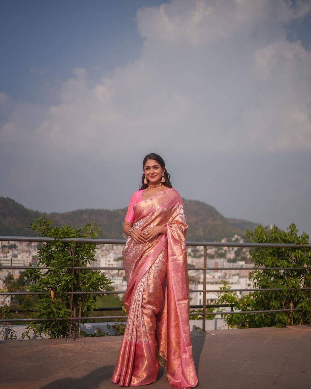 LIGHT BABY PINK  BANARASI SILK WITH COPPER ZARI WEAVING SAREE