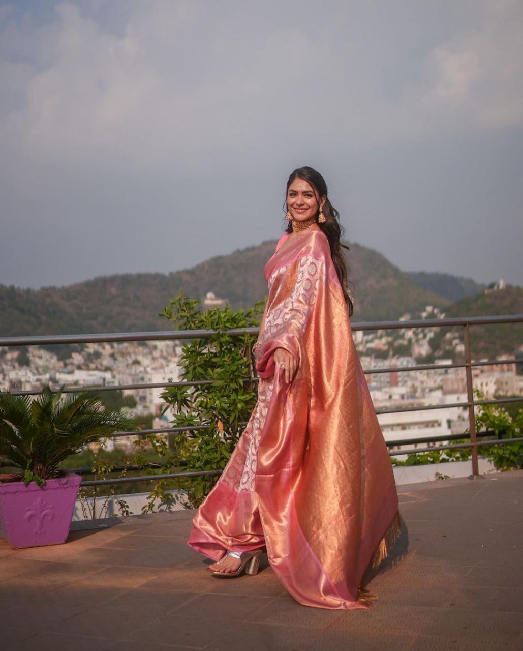 LIGHT BABY PINK  BANARASI SILK WITH COPPER ZARI WEAVING SAREE