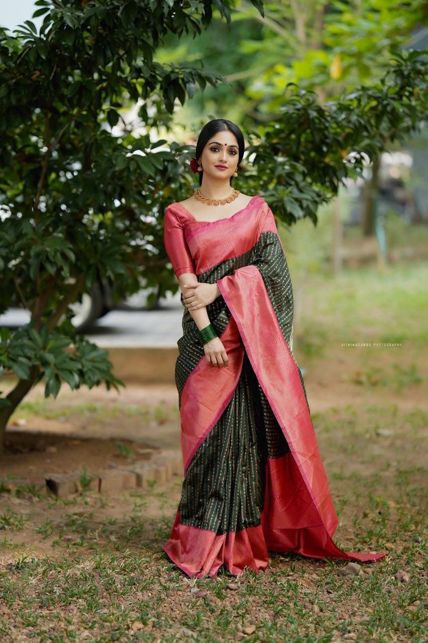 Dark Green & PINK BANARASI SILK SAREE With Heavy Brocade Blouse