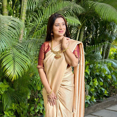 OFF WHITE BANARASI SILK SAREE WITH HEAVY BROCADE BLOUSE