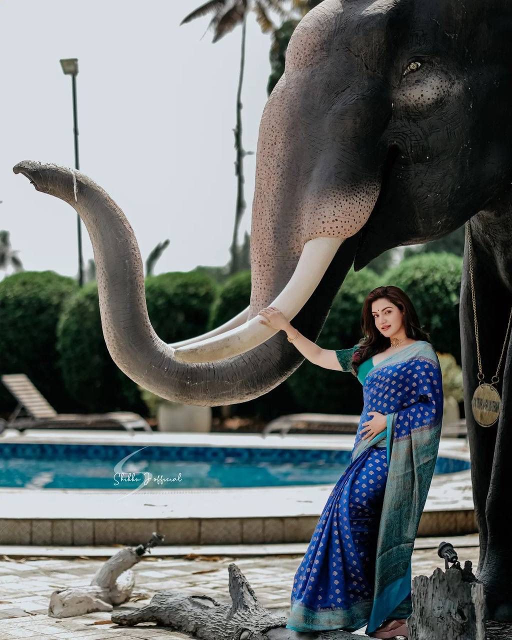 ROYALBLUE WITH FIROZI PURE SEMI SILK BANARASI SAREE WITH HEAVY BROCADE BLOUSE