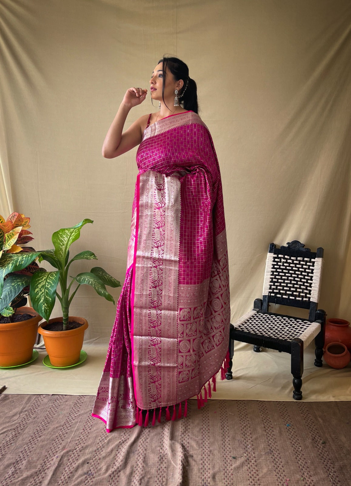 HOT PINK HANDLOOM BANARASI SILK SAREE