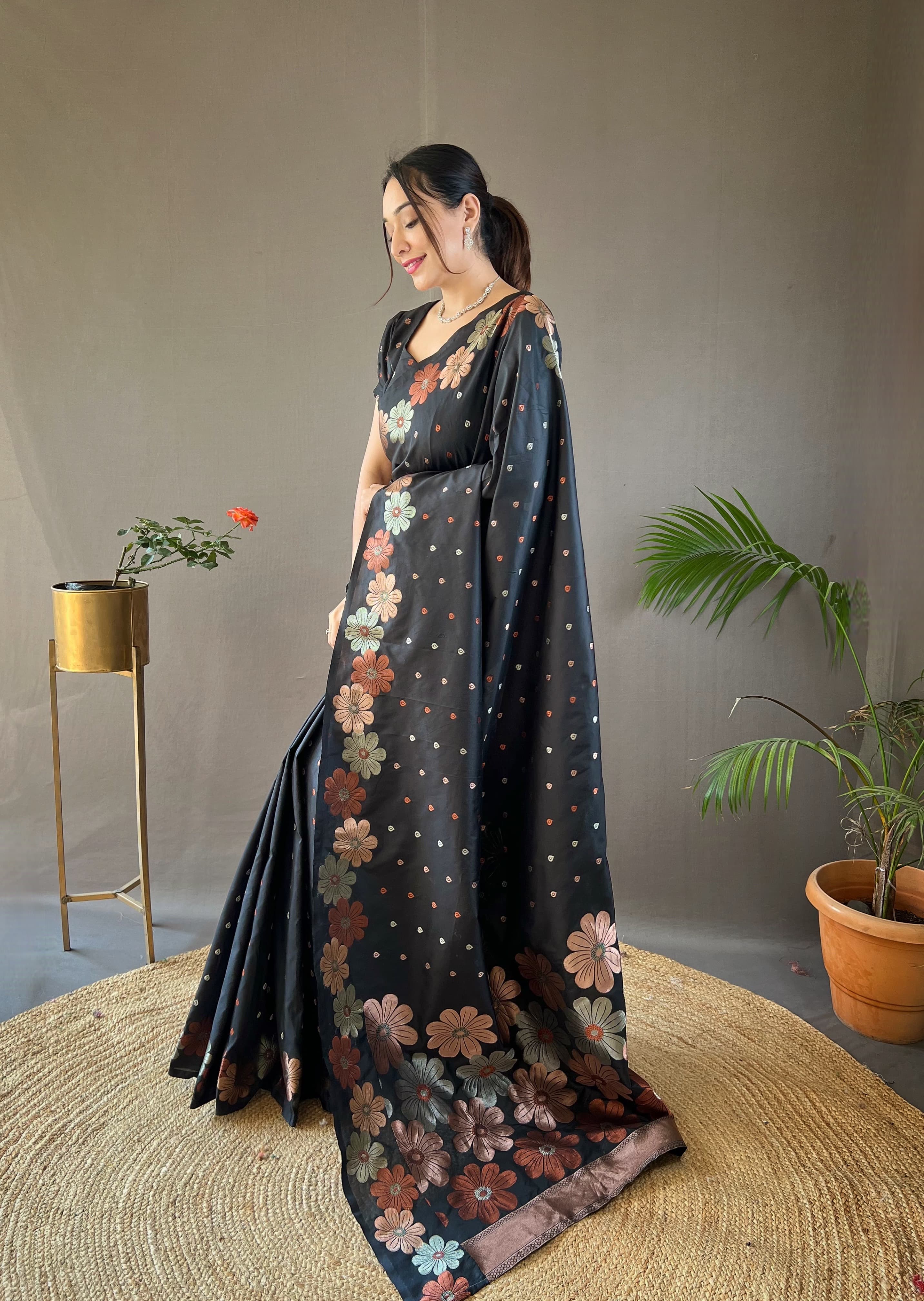 EBONY BLACK WOVEN BANARASI SILK SAREE