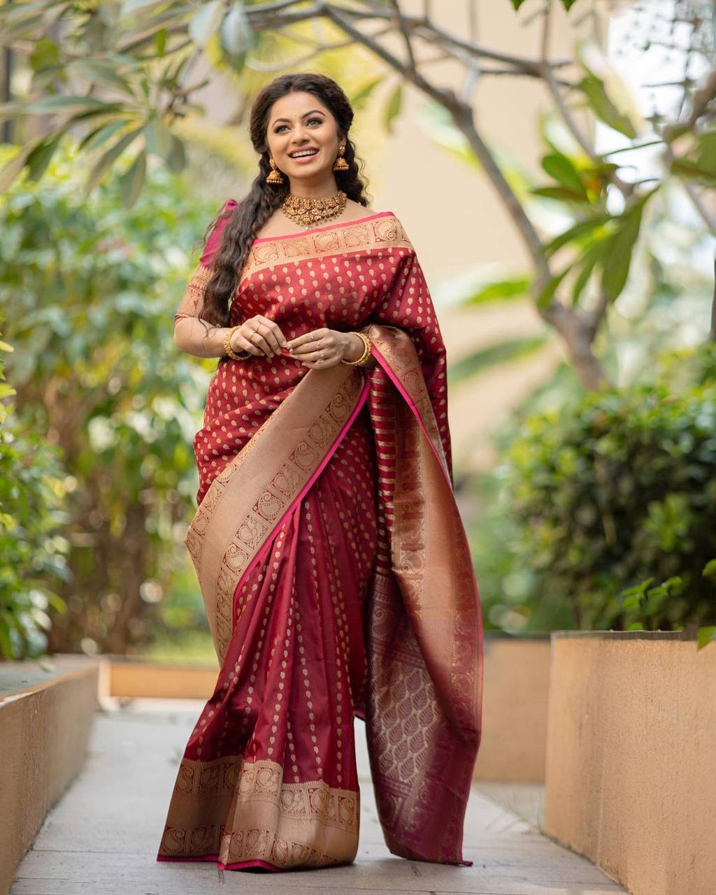 MAROON BANARASI SILK SAREE WITH HEAVY BROCADE BLOUSE