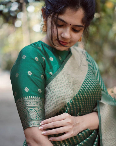 GREEN BANARASI SILK SAREE WITH HEAVY BROCADE BLOUSE