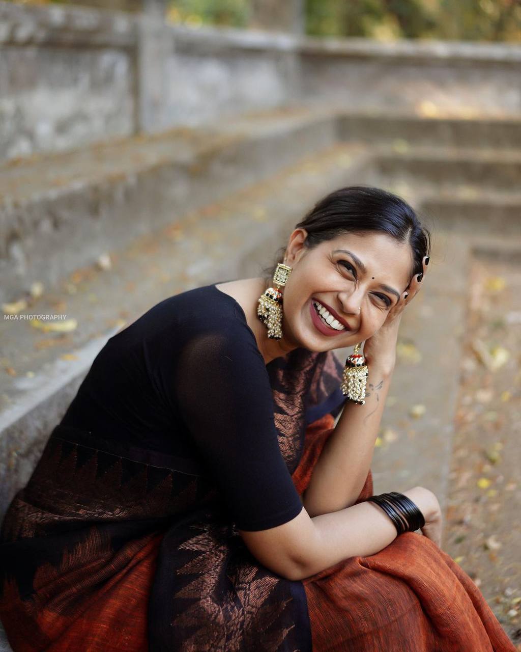 BLACK & ORANGE BANARASI SILK SAREE WITH HEAVY BROCADE BLOUSE