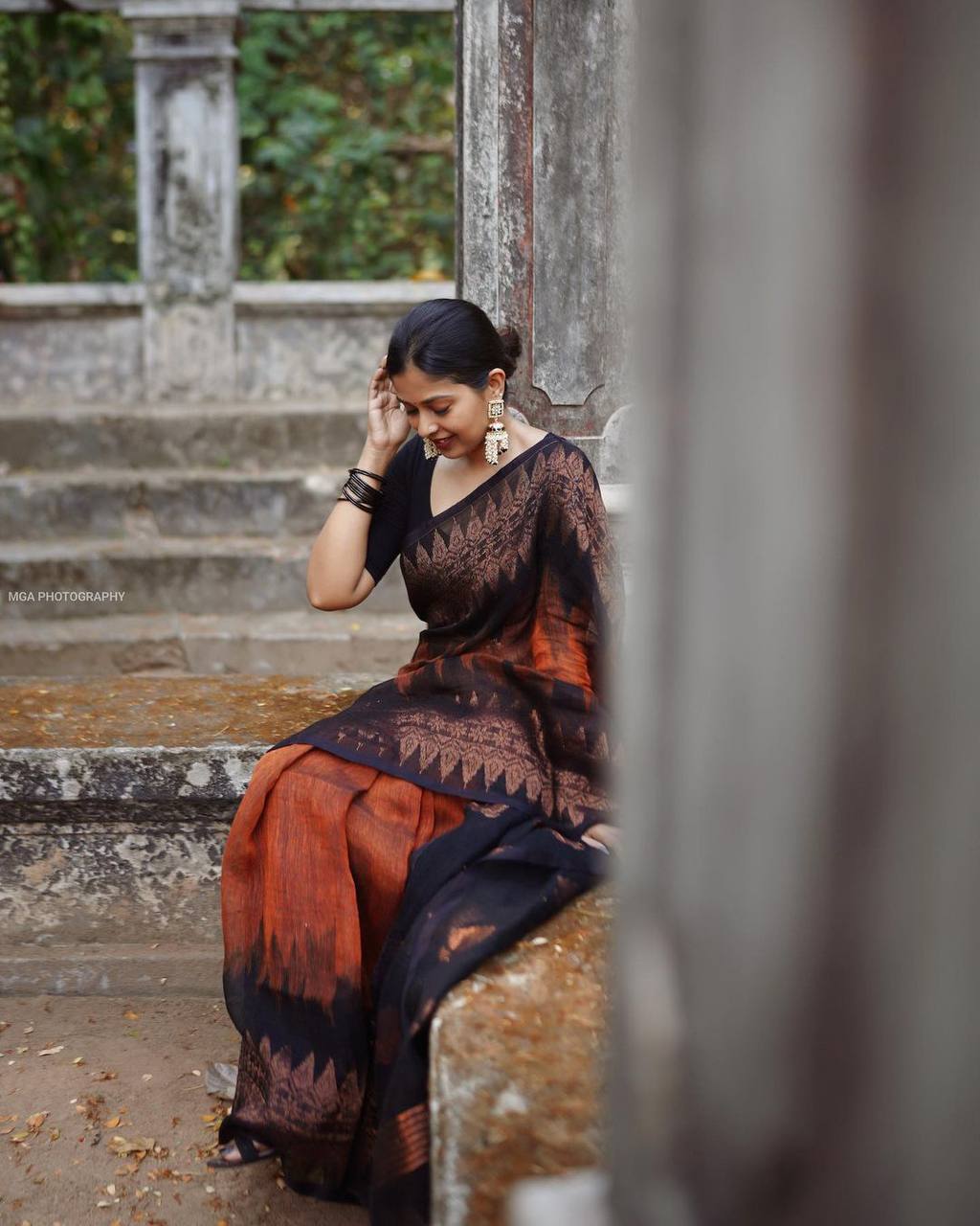 BLACK & ORANGE BANARASI SILK SAREE WITH HEAVY BROCADE BLOUSE