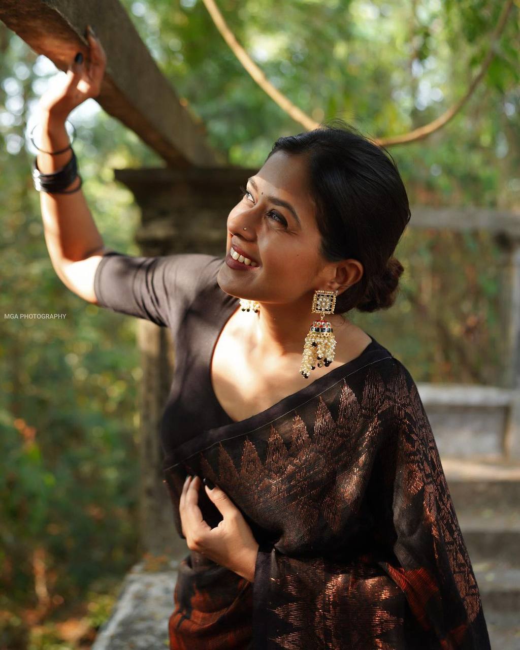 BLACK & ORANGE BANARASI SILK SAREE WITH HEAVY BROCADE BLOUSE