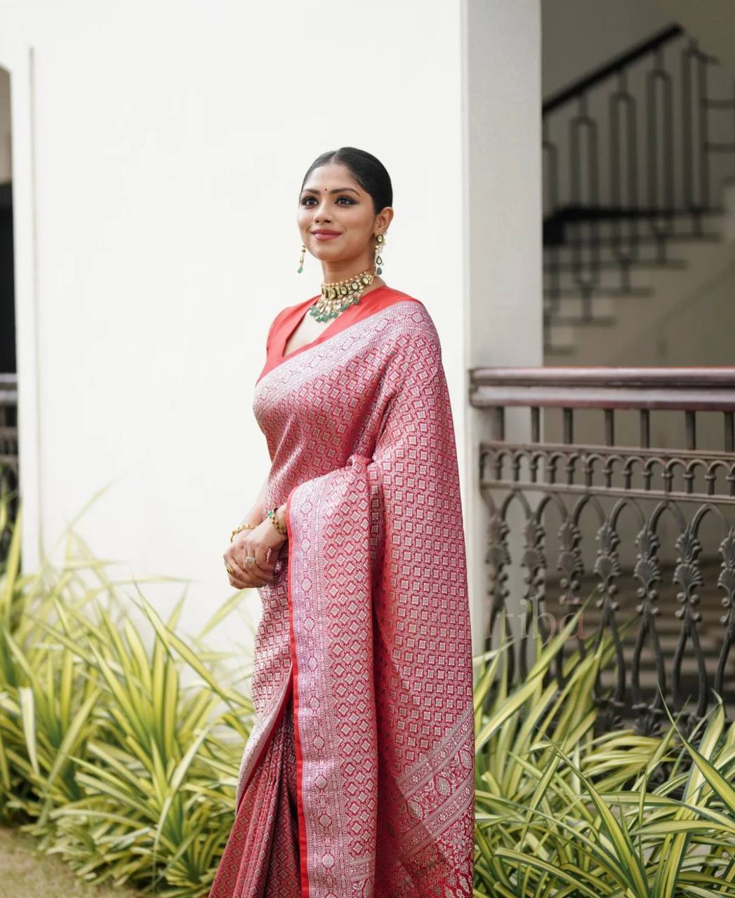 GAJJARI COLOUR  BANARASI SILK SAREE WITH HEAVY BROCADE BLOUSE