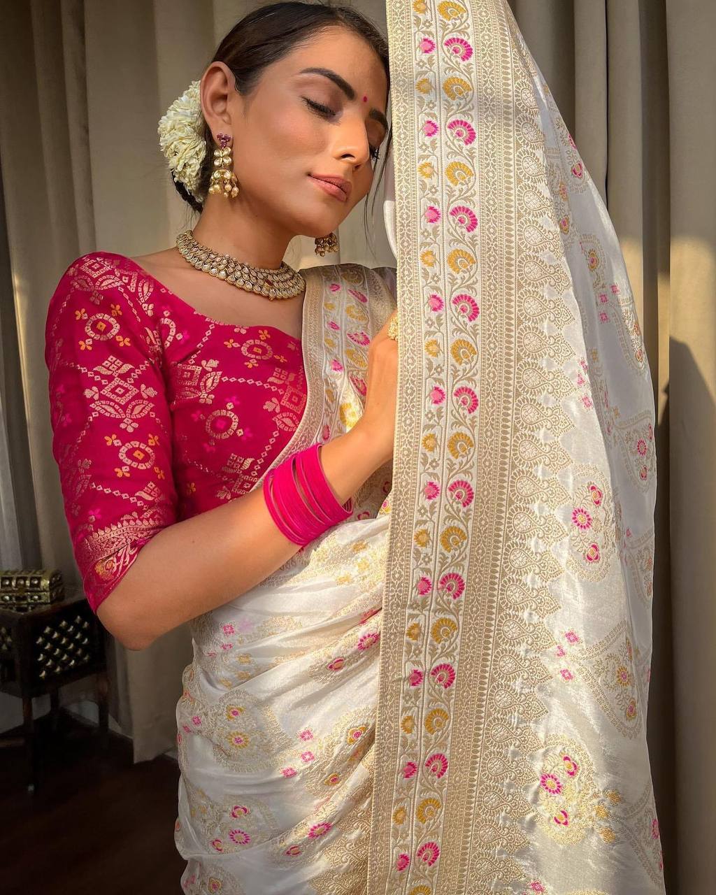 STUNNING WHITE SAREE WITH HEAVY BROCADE BLOUSE