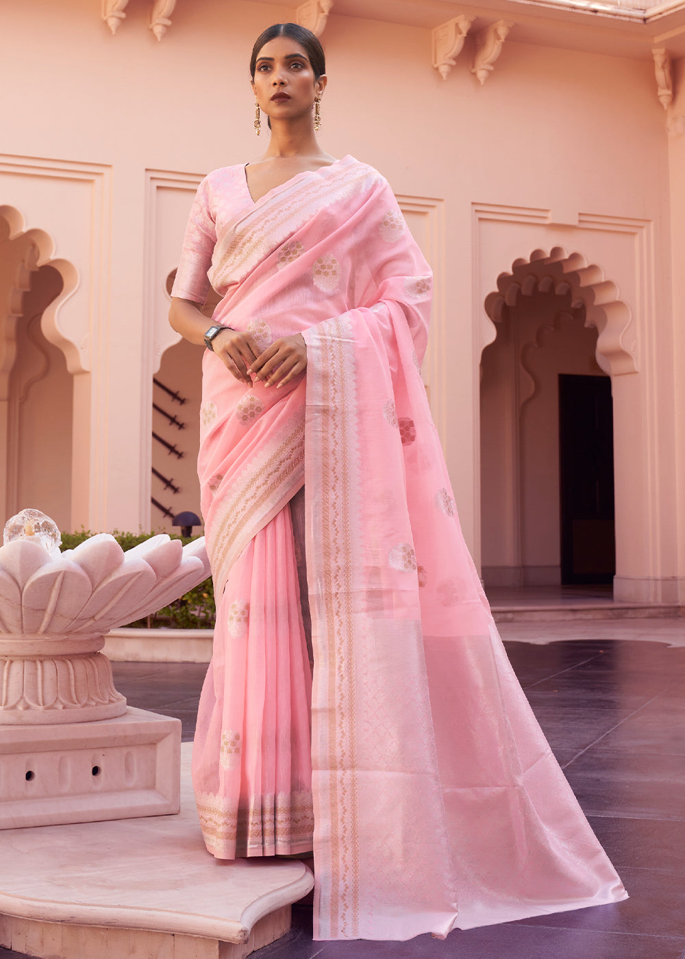 Blushing Blooms: Handwoven Banarasi Linen Silk Saree