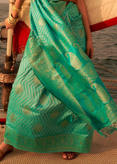 Elegant Green Dual Tone Banarasi Satin Silk Saree - A Timeless Classic for Your Wardrobe