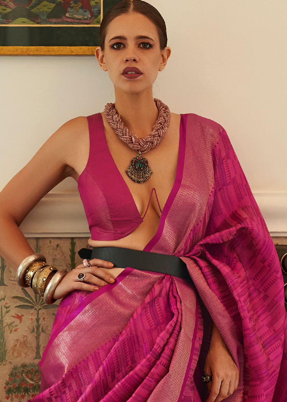 Experience the Charm of Femininity with the Special Pink Organza Saree