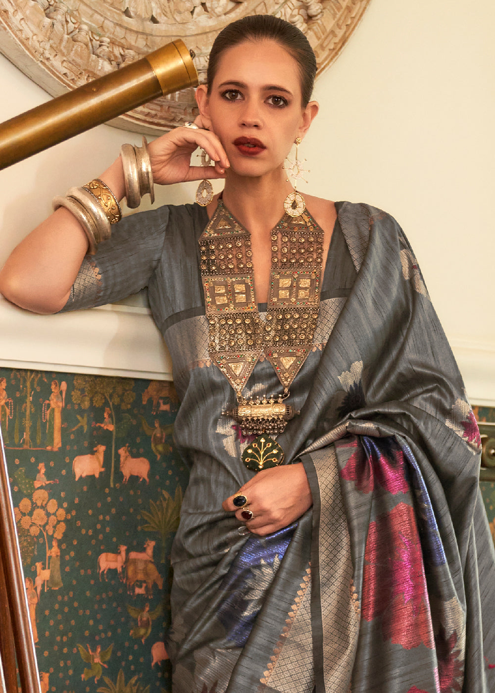 Timeless Elegance: Handwoven Fossil Grey Banarasi Silk Saree