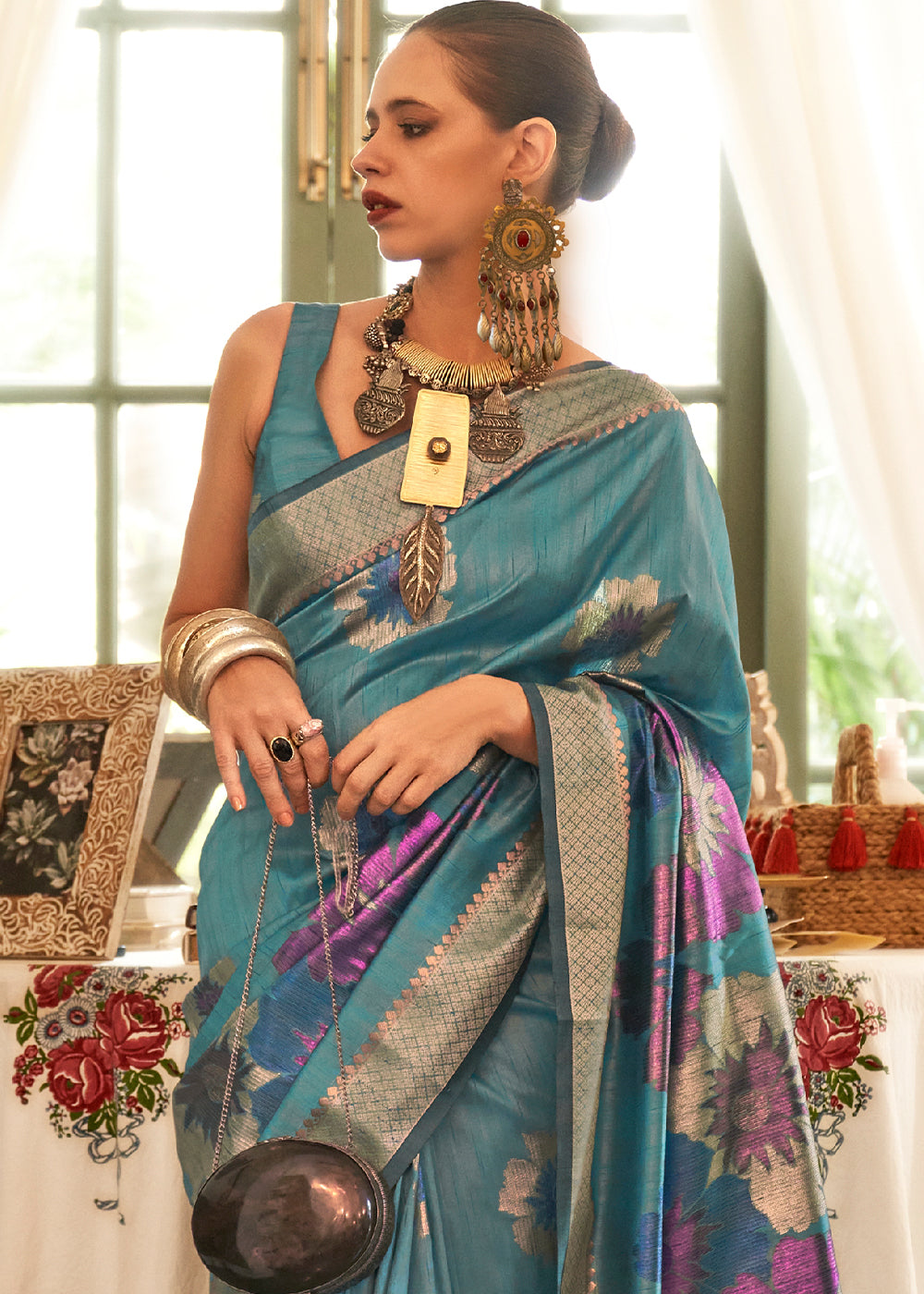 Enchanting Turquoise: Handwoven Banarasi Silk Saree in Blue