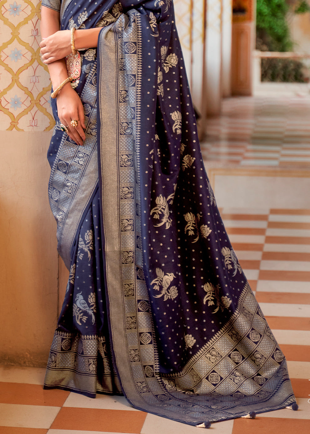 A Mesmerizing Masterpiece Captivating Blue Banarasi Silk Saree