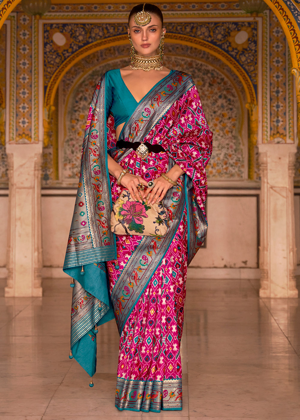 Mesmerizing Pink and Blue Patola Silk Saree - A Beautiful Blend of Colors