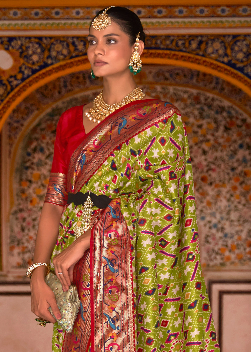 Stunning Green and Red Patola Silk Saree - A Perfect Blend of Tradition and Style