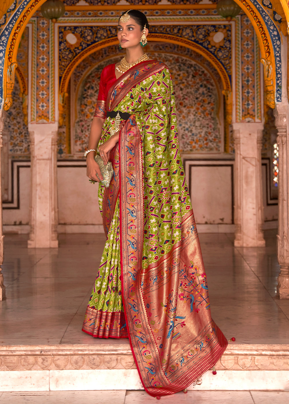 Stunning Green and Red Patola Silk Saree - A Perfect Blend of Tradition and Style