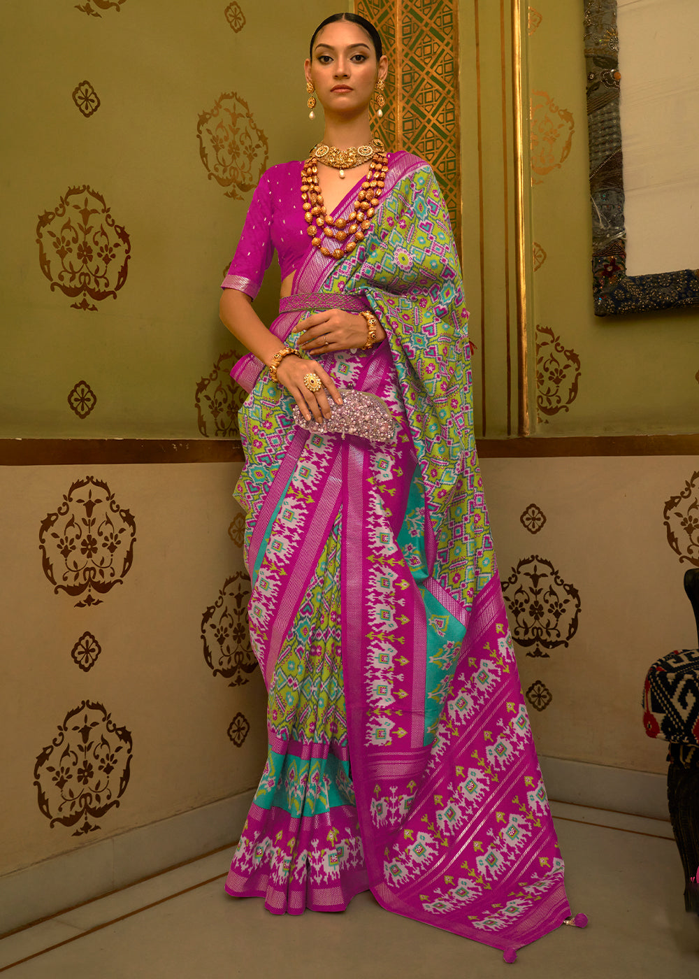 Royal Purple Patola Silk Saree for a Majestic and Rich Look