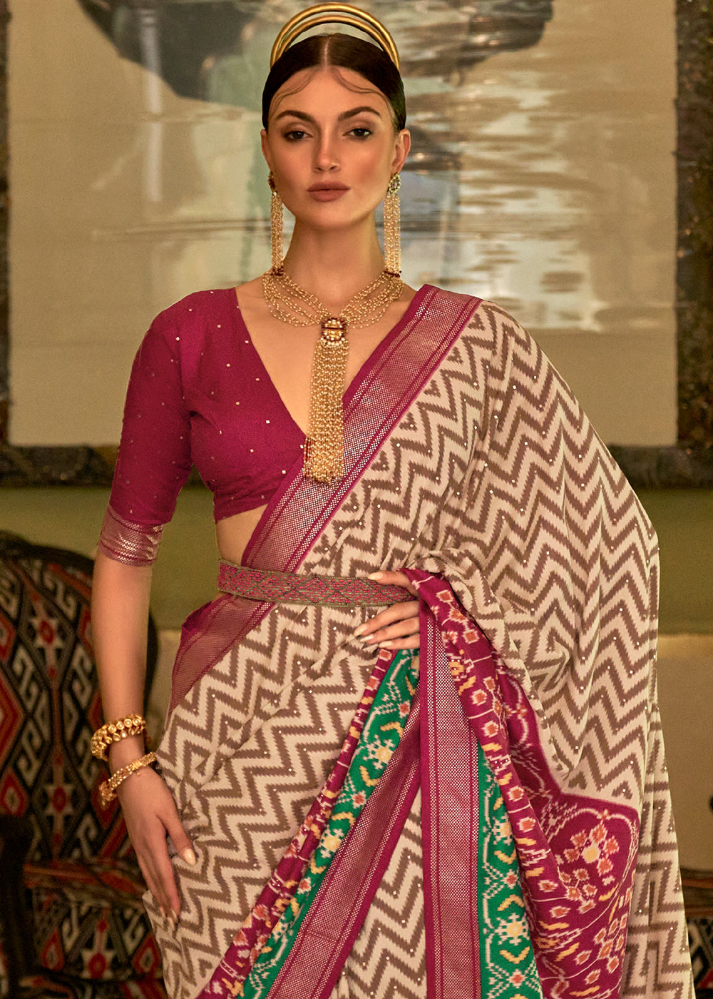 Graceful Maroon and White Patola Silk Saree for a Timeless and Elegant Look