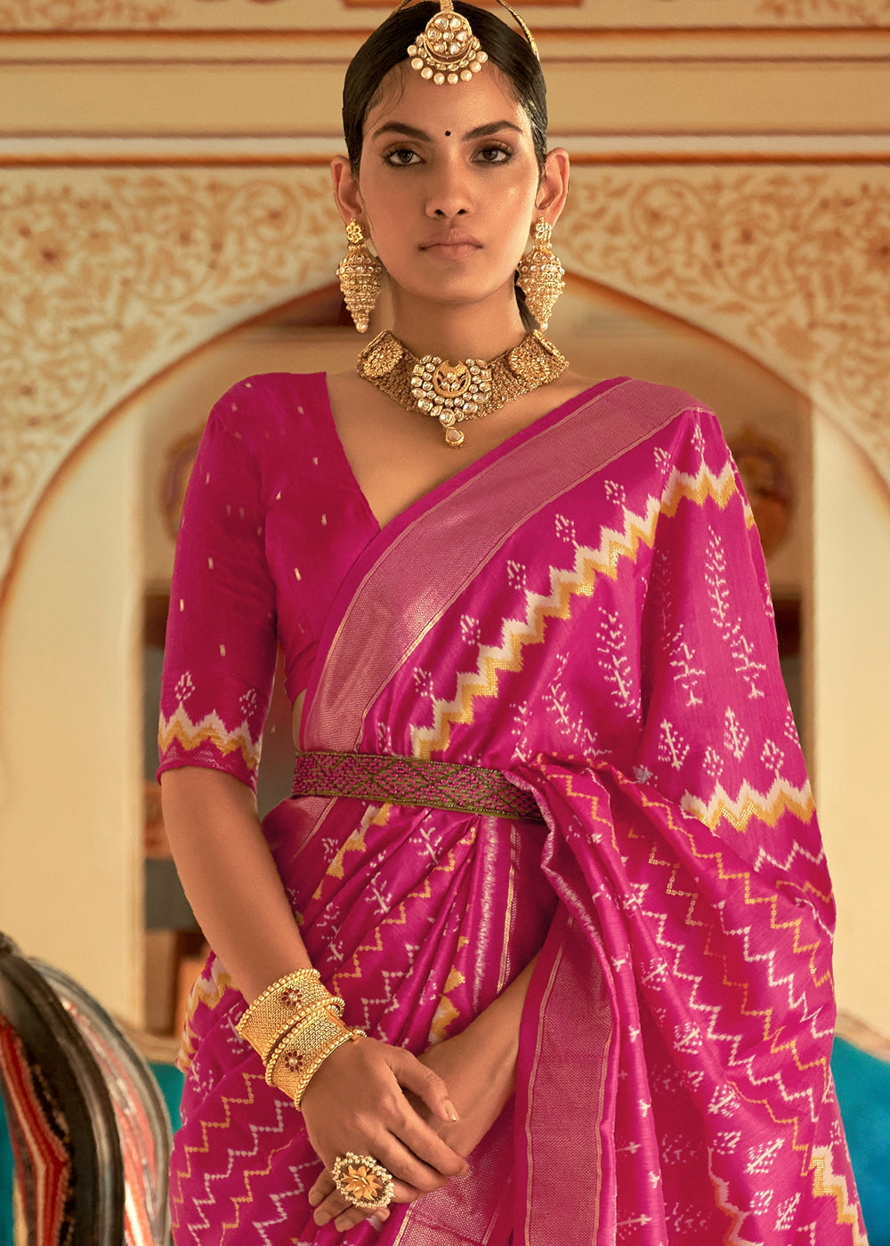 Radiant Rose: A Pink Patola Woven Silk Saree Fit for Royalty