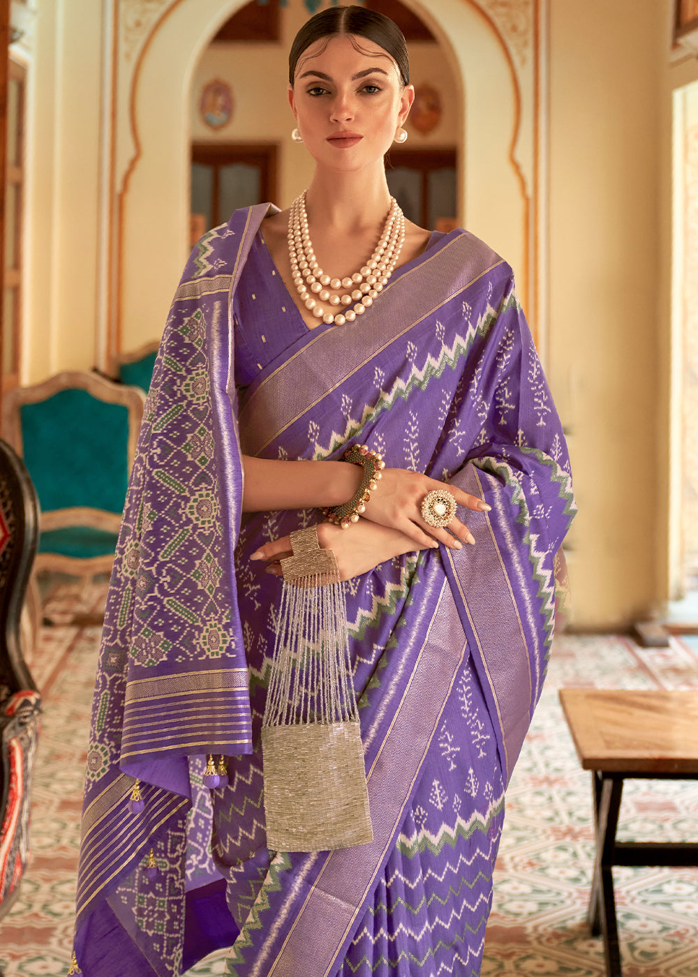 Royal Amethyst: A Purple Patola Woven Silk Saree Fit for Queens