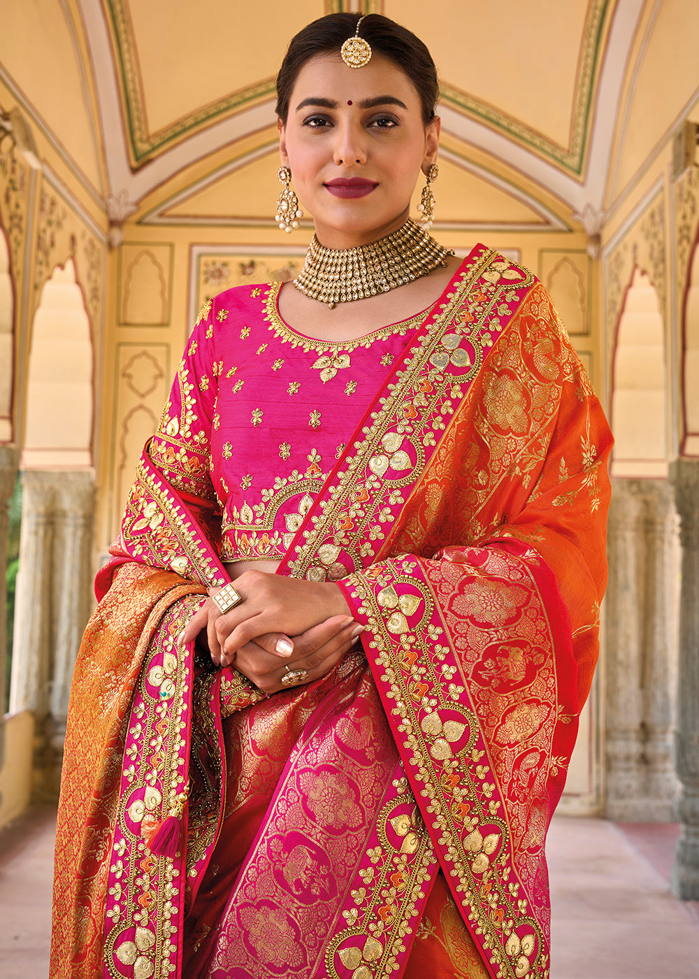 Enchanting Rani Pink Banarasi Silk Saree with Intricate Woven Designs