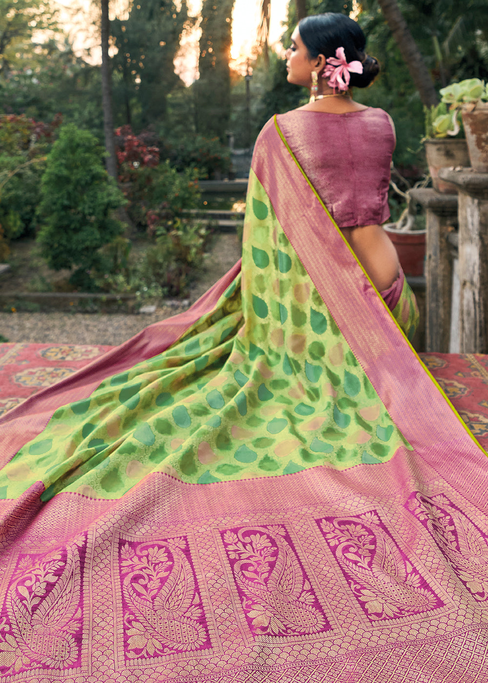 Enchanting Emerald: Green Woven Banarasi Organza Silk Saree